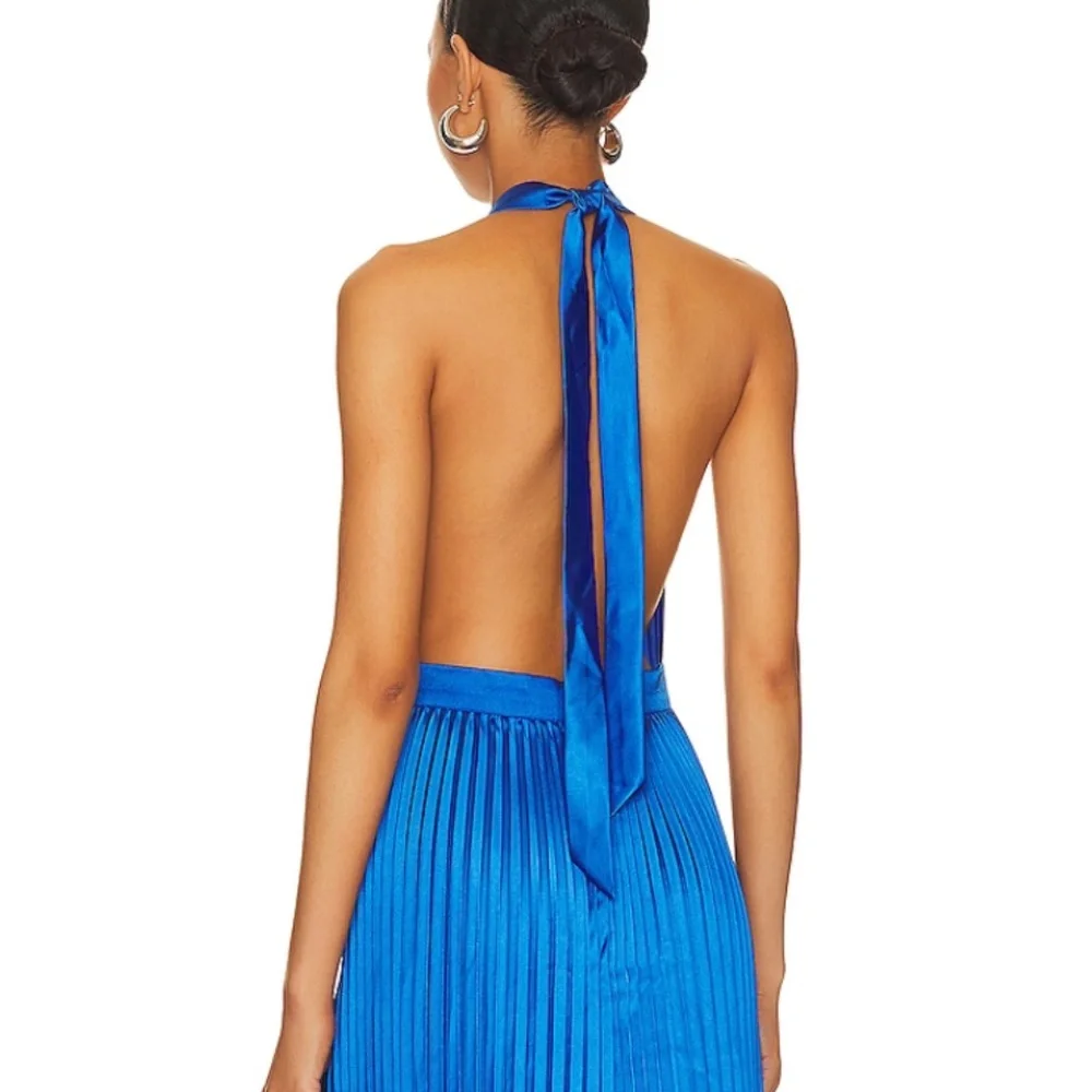 L'idee Renaissance Gown - Picture 3 of 4